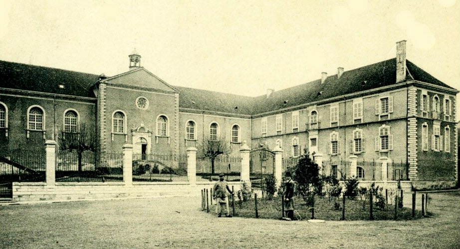 L'Hôtel-Dieu à Cluny en 1910